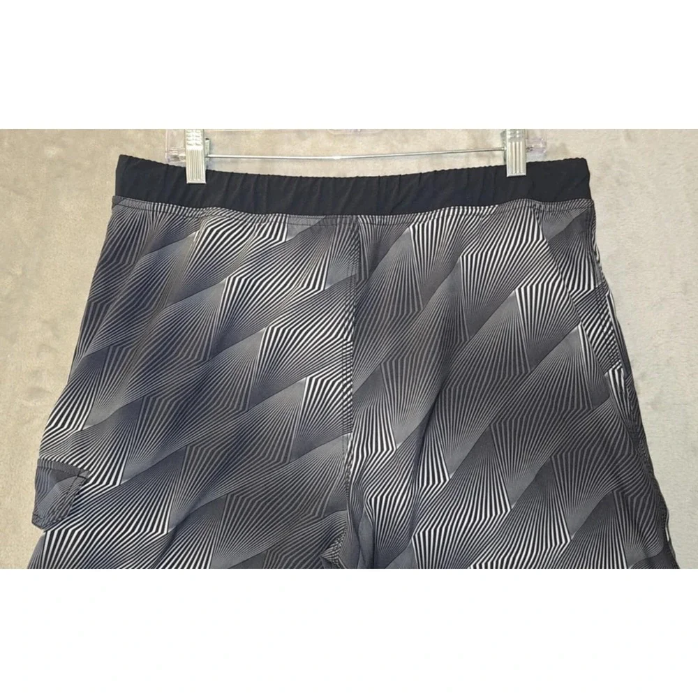 Speedo Swim‎ Shorts Men's 36 Gray Trunks Beachwear Above The Knee Lightly Worn